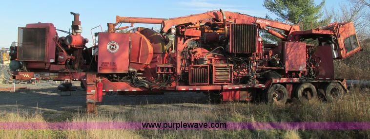 image for item E5178 2005 Morbark 2755 flail chiparvestor