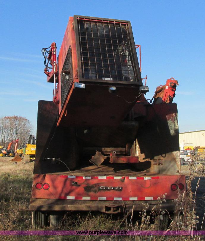 image for item E5178 2005 Morbark 2755 flail chiparvestor