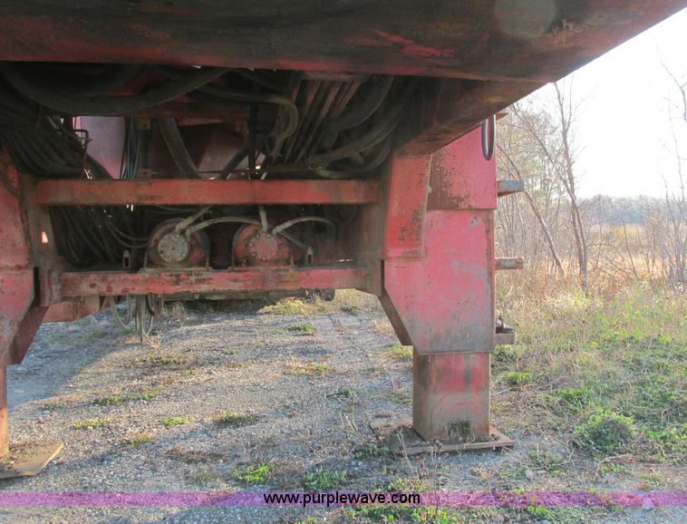 image for item E5178 2005 Morbark 2755 flail chiparvestor