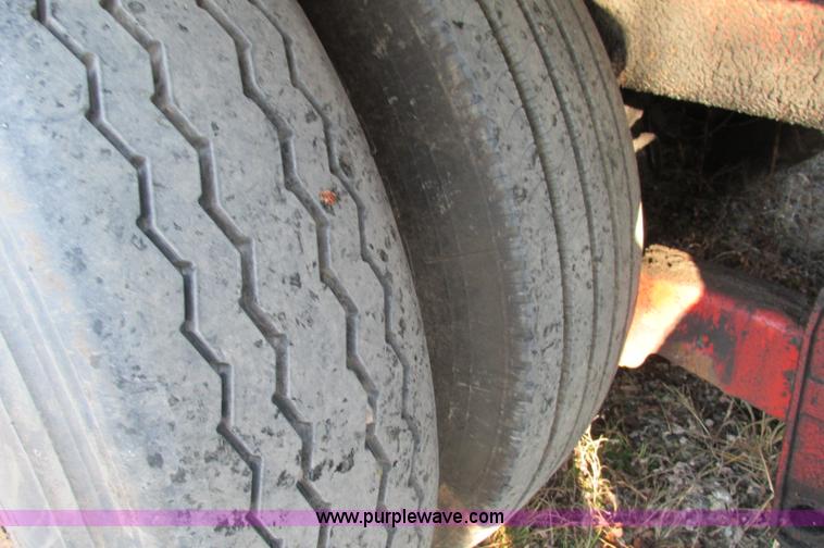 image for item E5178 2005 Morbark 2755 flail chiparvestor