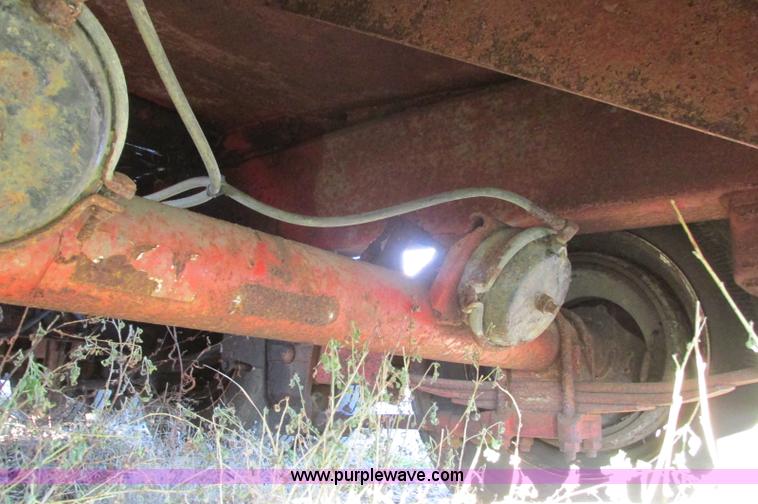 image for item E5178 2005 Morbark 2755 flail chiparvestor