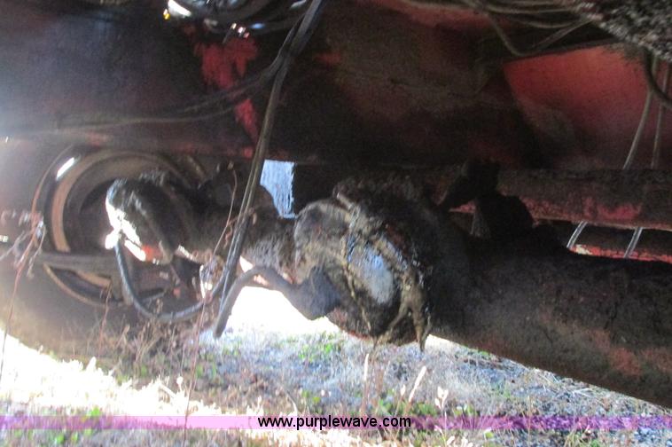 image for item E5178 2005 Morbark 2755 flail chiparvestor