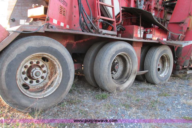 image for item E5178 2005 Morbark 2755 flail chiparvestor