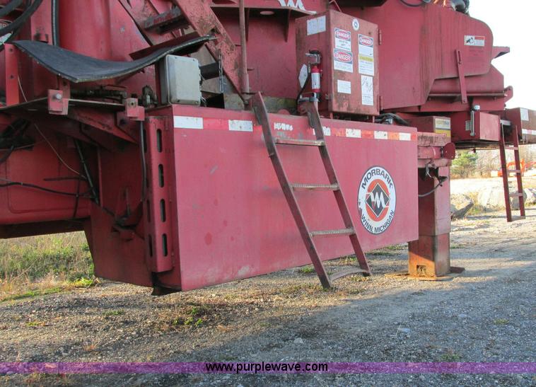 image for item E5178 2005 Morbark 2755 flail chiparvestor