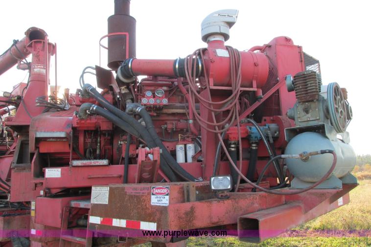 image for item E5178 2005 Morbark 2755 flail chiparvestor