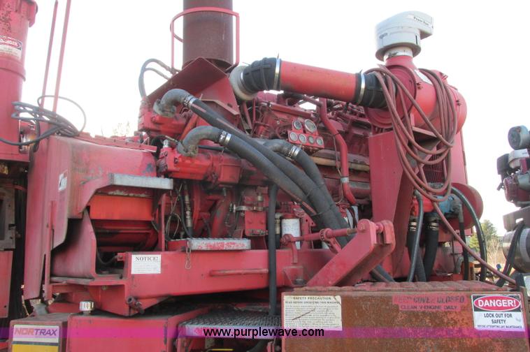 image for item E5178 2005 Morbark 2755 flail chiparvestor