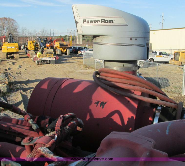 image for item E5178 2005 Morbark 2755 flail chiparvestor