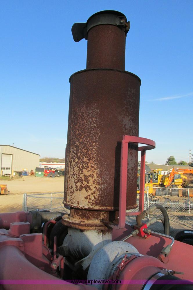 image for item E5178 2005 Morbark 2755 flail chiparvestor