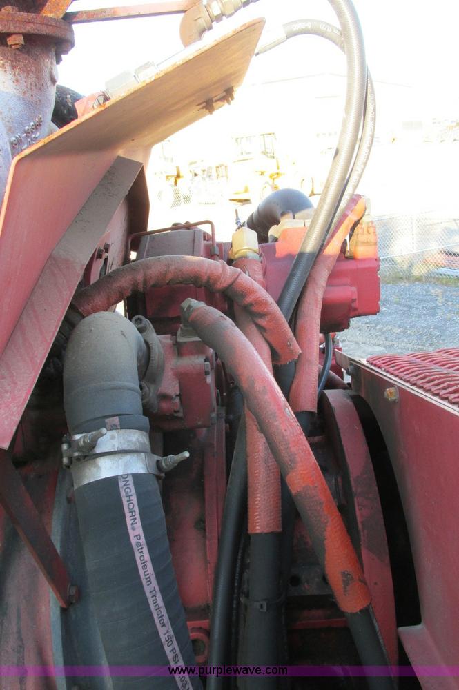 image for item E5178 2005 Morbark 2755 flail chiparvestor