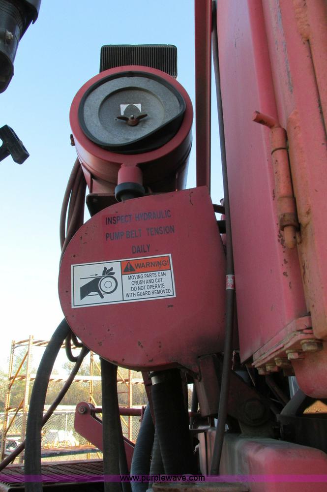 image for item E5178 2005 Morbark 2755 flail chiparvestor