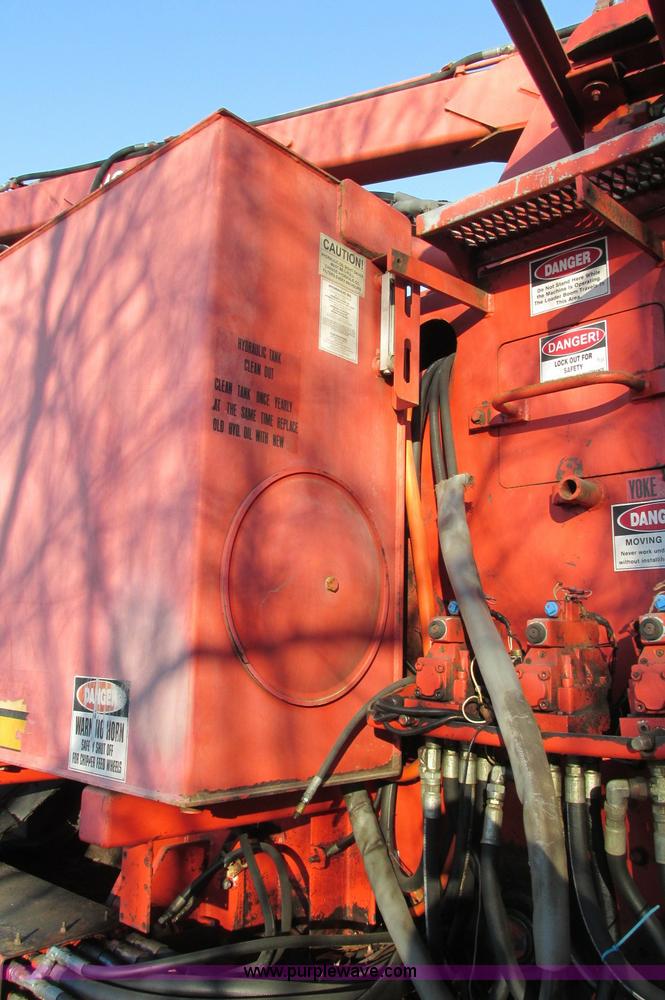 image for item E5178 2005 Morbark 2755 flail chiparvestor