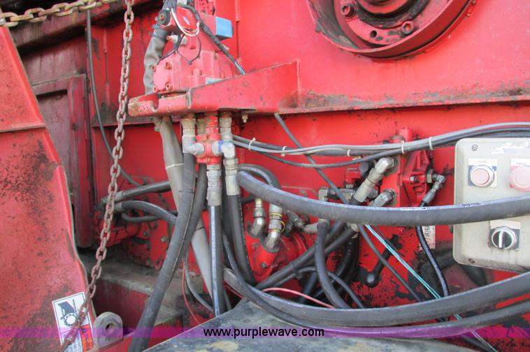 image for item E5178 2005 Morbark 2755 flail chiparvestor