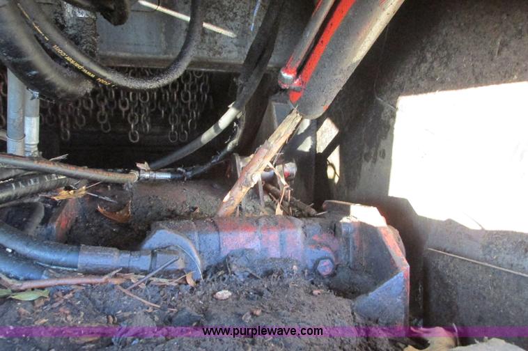 image for item E5178 2005 Morbark 2755 flail chiparvestor