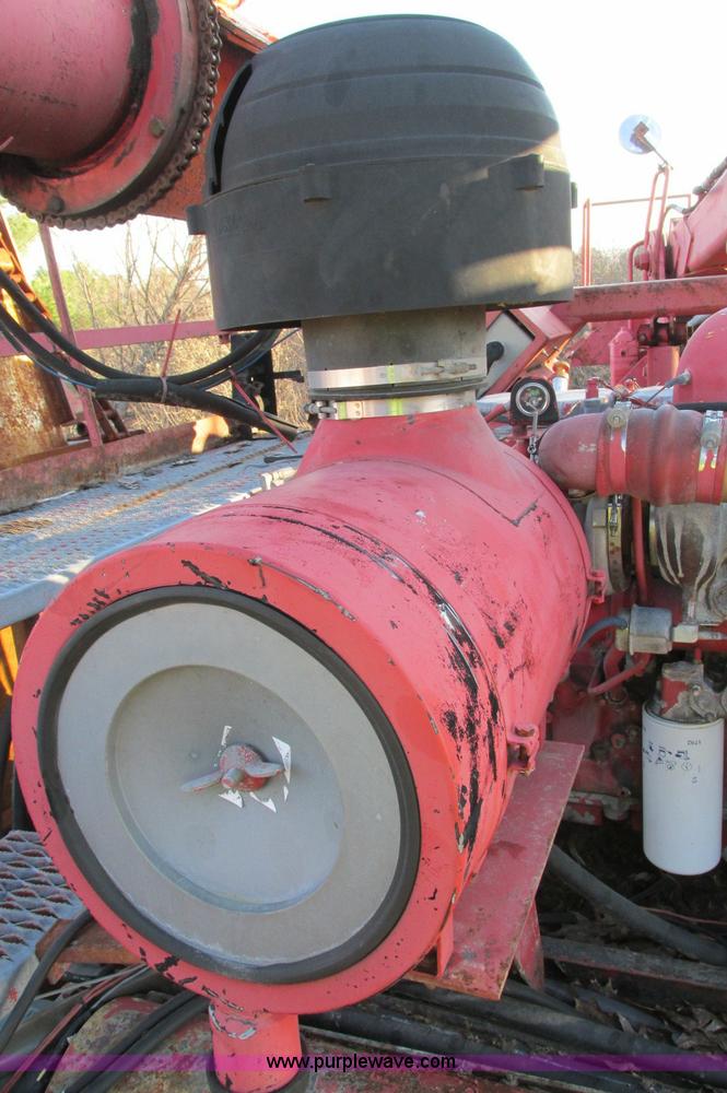 image for item E5178 2005 Morbark 2755 flail chiparvestor