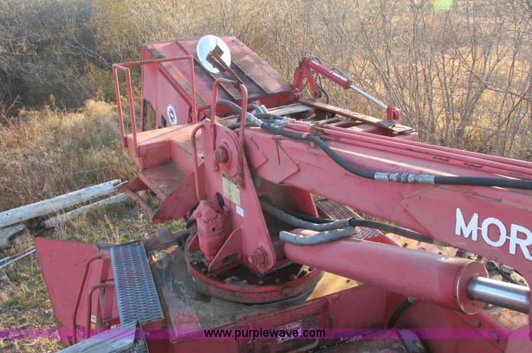 image for item E5178 2005 Morbark 2755 flail chiparvestor