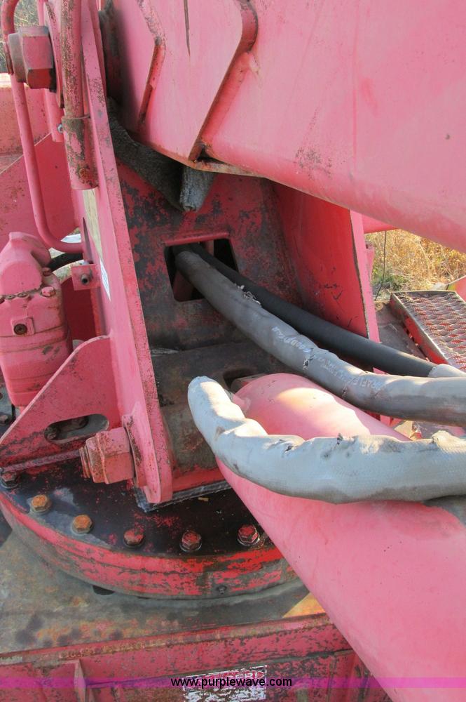 image for item E5178 2005 Morbark 2755 flail chiparvestor