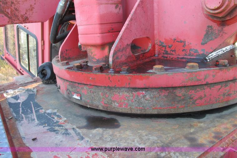 image for item E5178 2005 Morbark 2755 flail chiparvestor