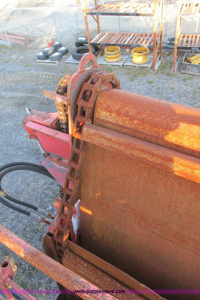 image for item E5178 2005 Morbark 2755 flail chiparvestor