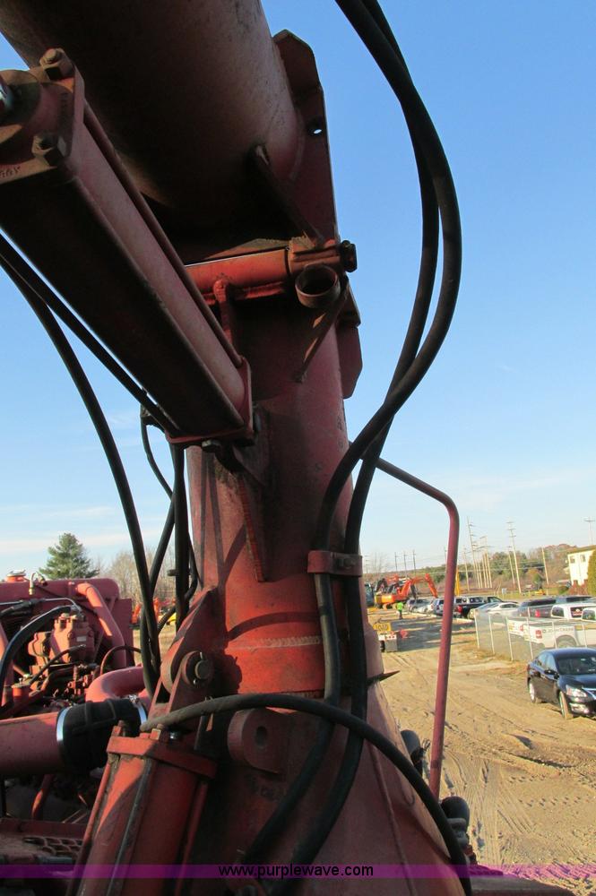 image for item E5178 2005 Morbark 2755 flail chiparvestor