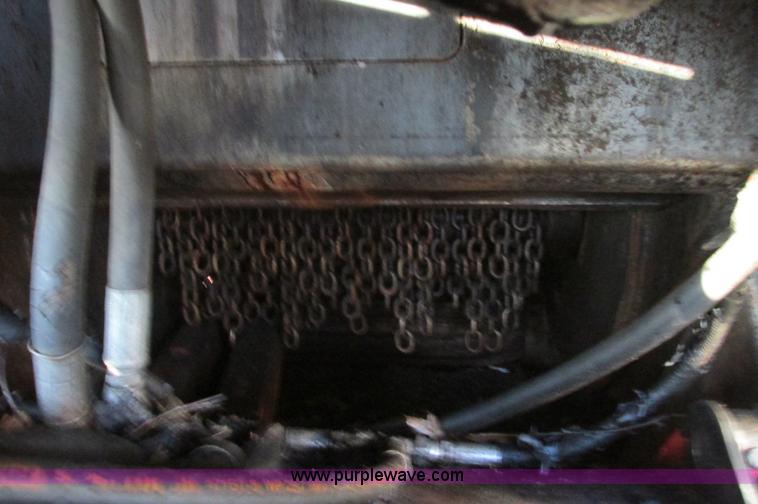 image for item E5178 2005 Morbark 2755 flail chiparvestor