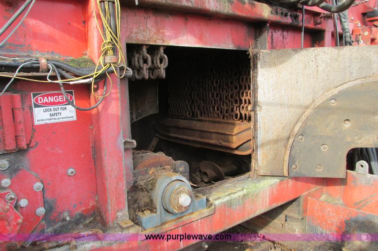 image for item E5178 2005 Morbark 2755 flail chiparvestor