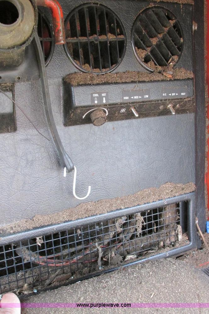 image for item E5178 2005 Morbark 2755 flail chiparvestor