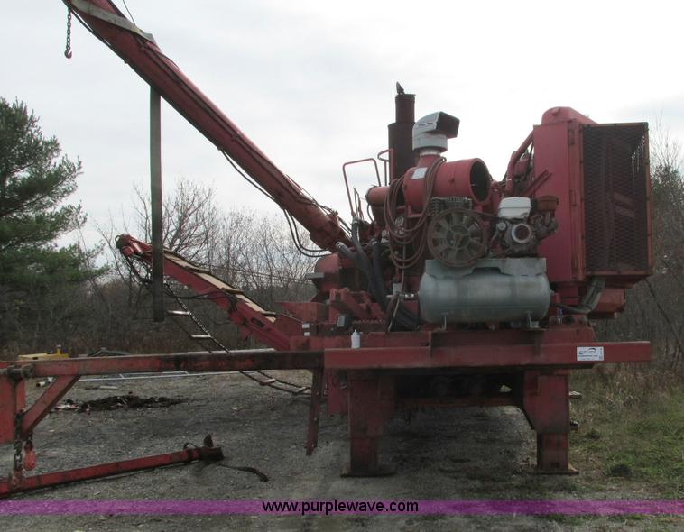 image for item E5178 2005 Morbark 2755 flail chiparvestor