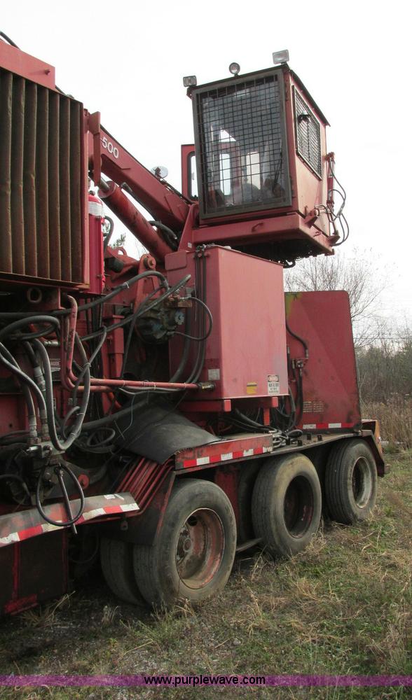 image for item E5178 2005 Morbark 2755 flail chiparvestor