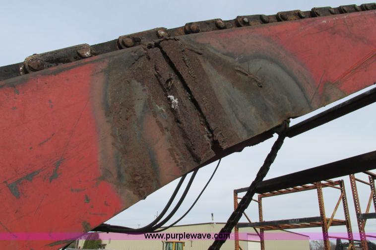 image for item E5178 2005 Morbark 2755 flail chiparvestor