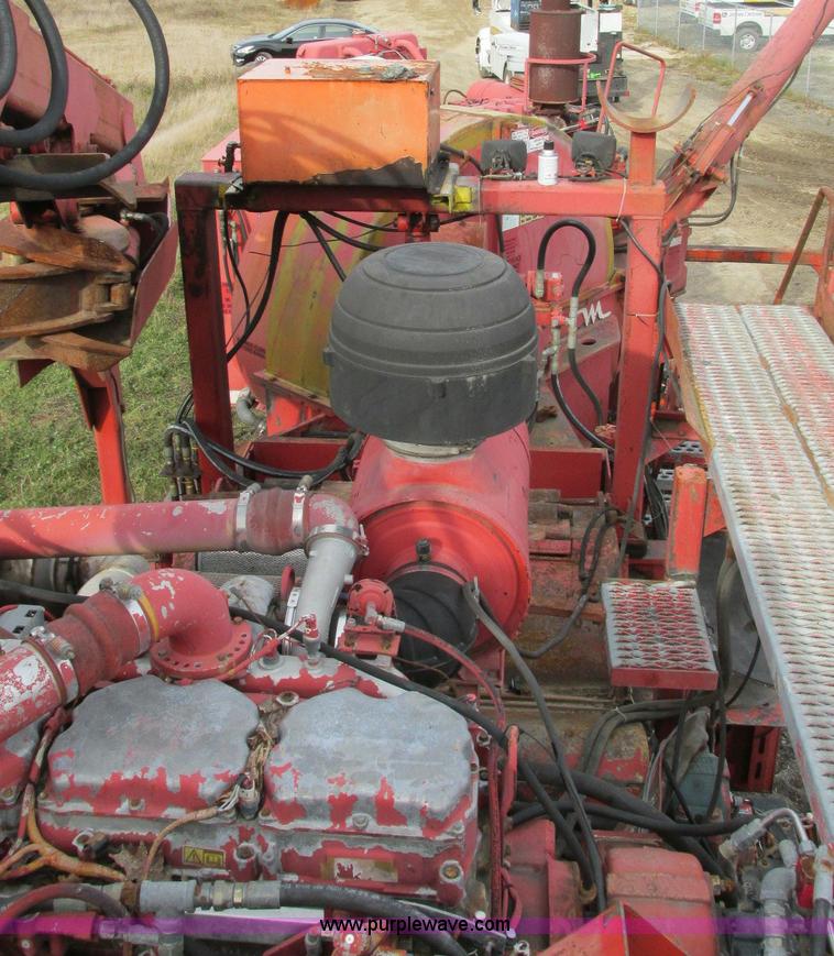 image for item E5178 2005 Morbark 2755 flail chiparvestor