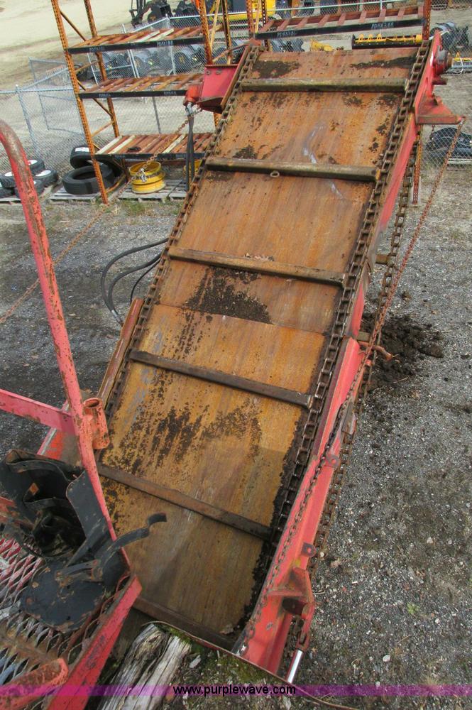 image for item E5178 2005 Morbark 2755 flail chiparvestor