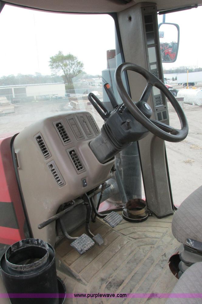 image for item E5219 2004 Case IH STX500 4WD Quadtrac tractor