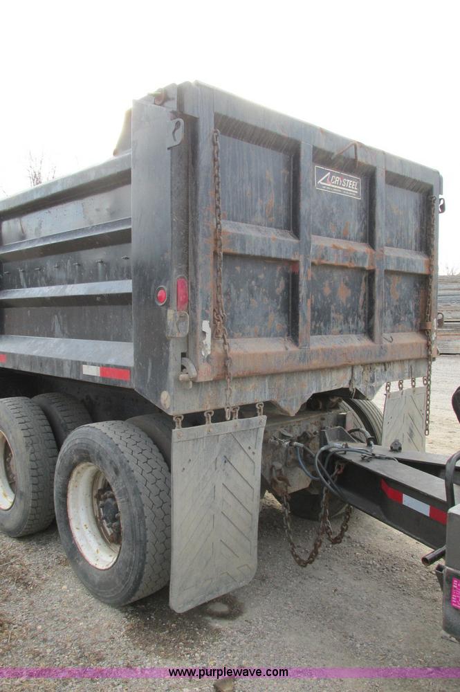 image for item E5221 1984 Ford LT8000 dump truck
