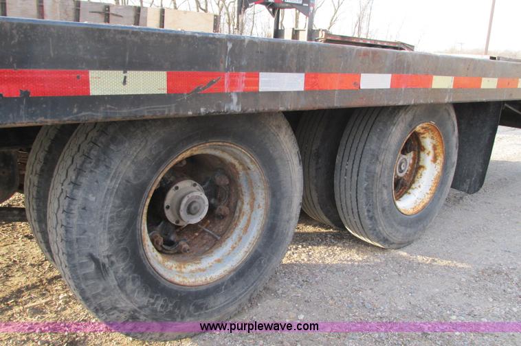 image for item E5222 1993 Felling equipment trailer