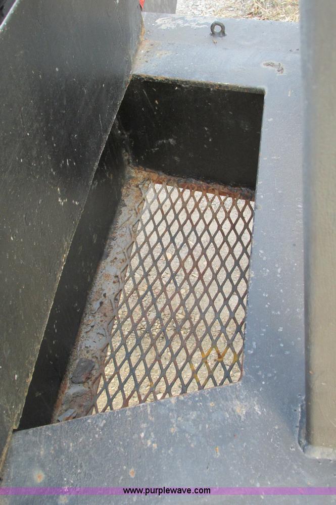 image for item E5222 1993 Felling equipment trailer