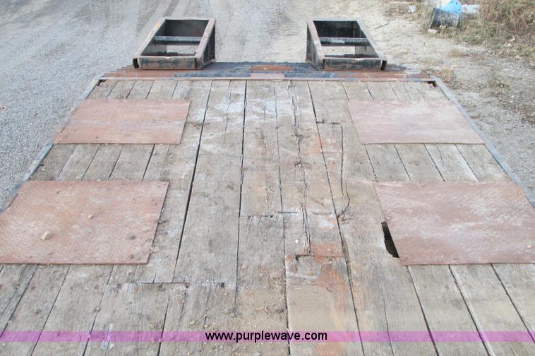 image for item E5222 1993 Felling equipment trailer