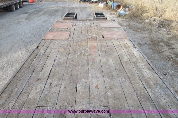 image for item E5222 1993 Felling equipment trailer