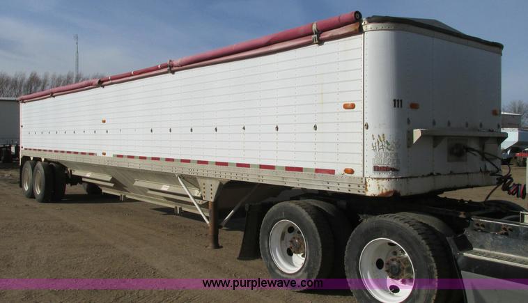 image for item E5229 1981 Timpte Super Hopper bottom dump trailer