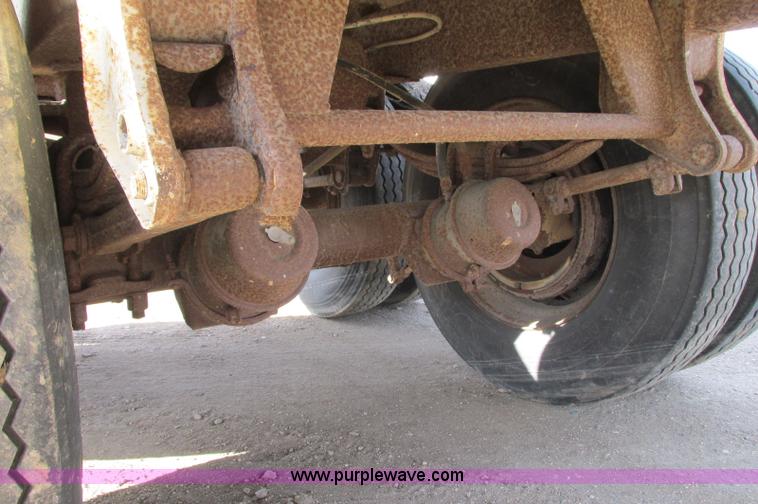 image for item E5229 1981 Timpte Super Hopper bottom dump trailer