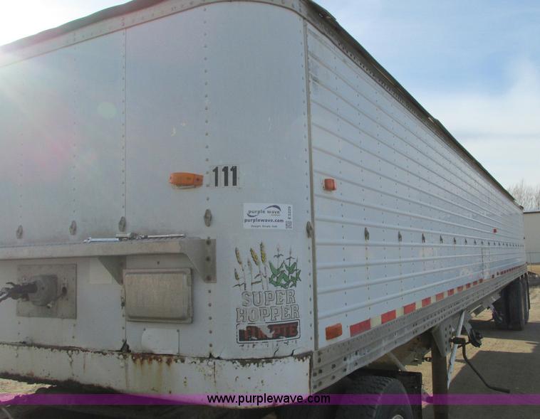 image for item E5229 1981 Timpte Super Hopper bottom dump trailer