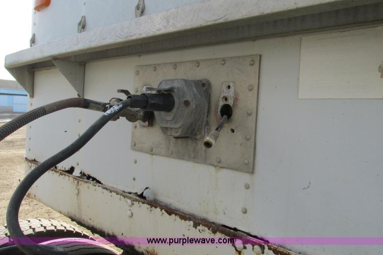 image for item E5229 1981 Timpte Super Hopper bottom dump trailer