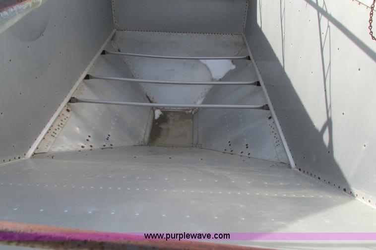 image for item E5229 1981 Timpte Super Hopper bottom dump trailer