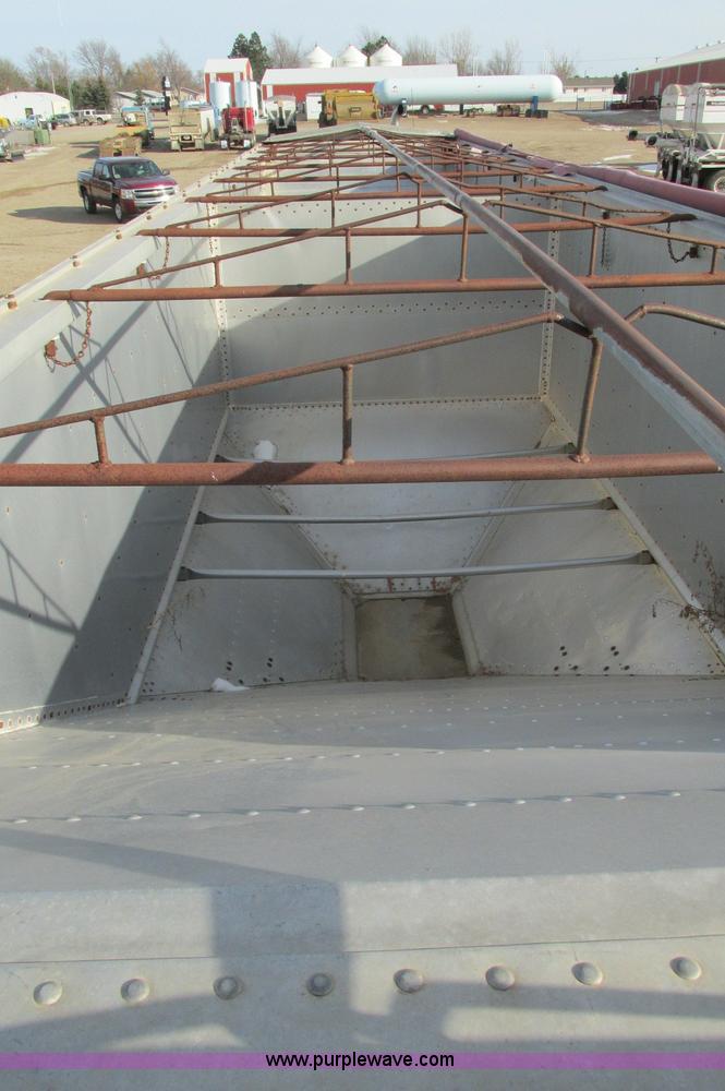 image for item E5229 1981 Timpte Super Hopper bottom dump trailer