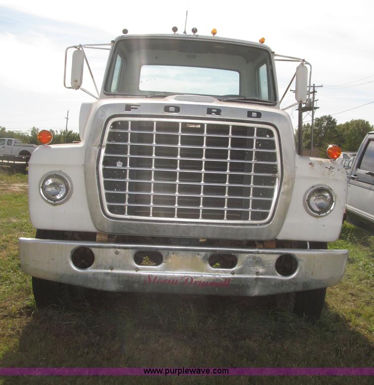 image for item F7150 1973 Ford 902 cab and chassis