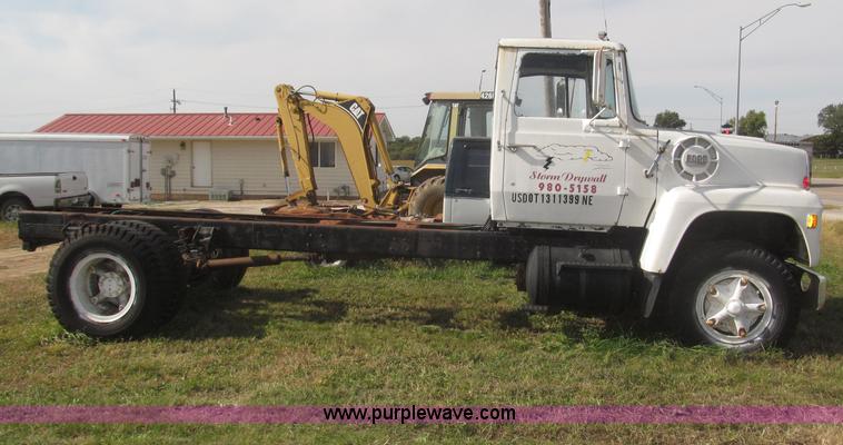 image for item F7150 1973 Ford 902 cab and chassis