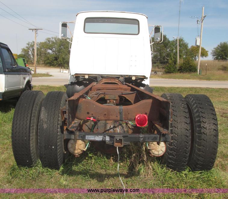 image for item F7150 1973 Ford 902 cab and chassis