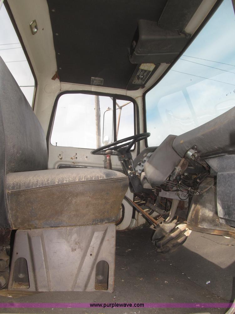 image for item F7150 1973 Ford 902 cab and chassis