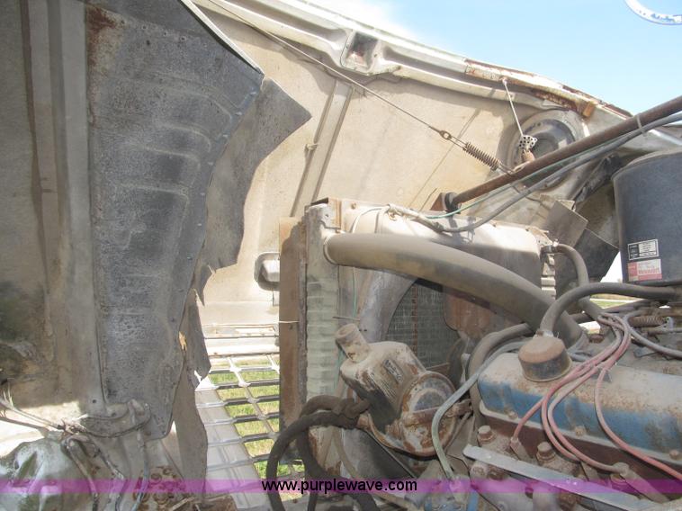 image for item F7150 1973 Ford 902 cab and chassis