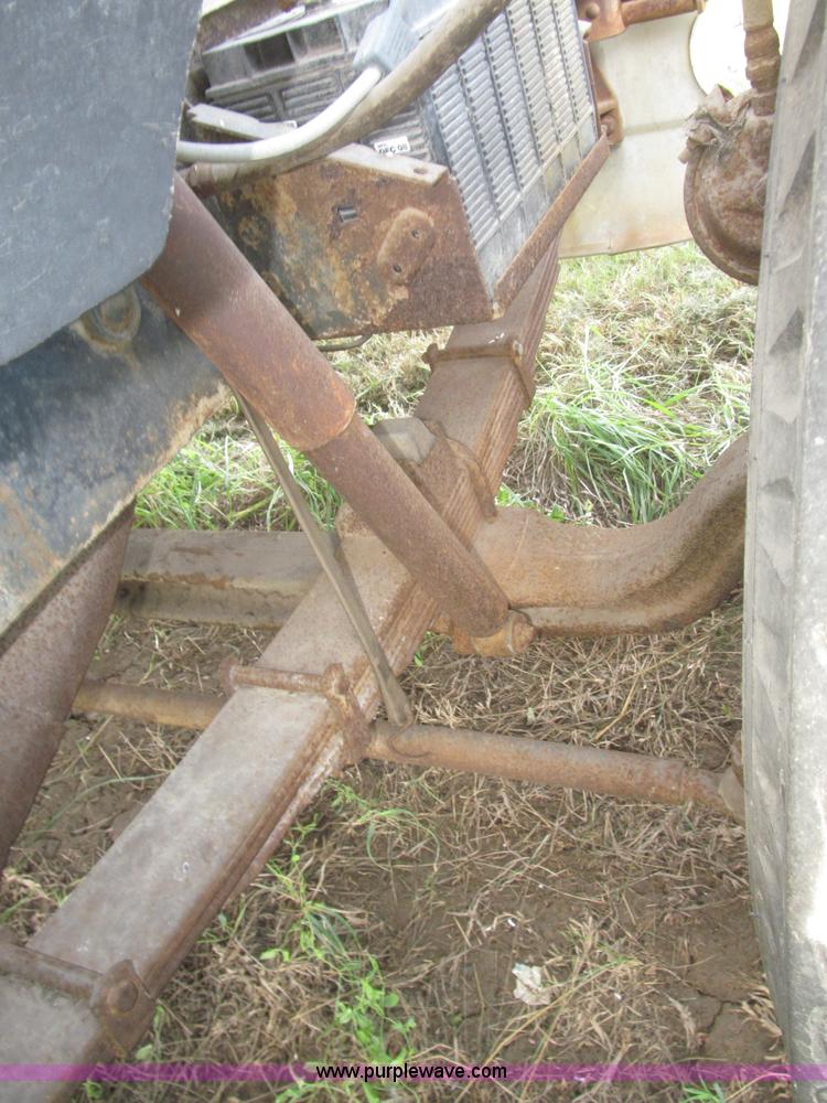 image for item F7150 1973 Ford 902 cab and chassis