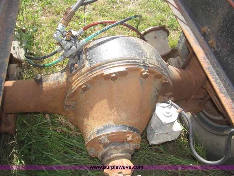 image for item F7150 1973 Ford 902 cab and chassis